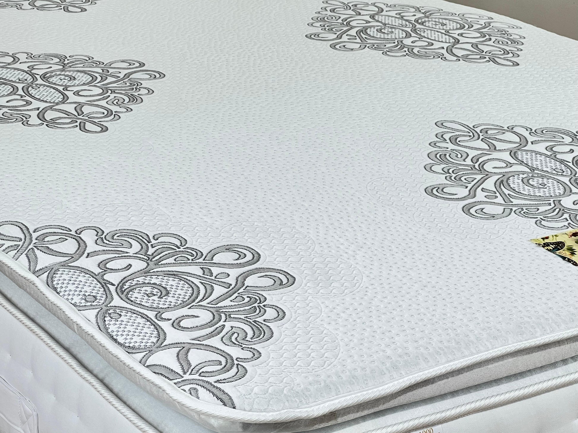 Kingston Luxury Pillow Top Mattress